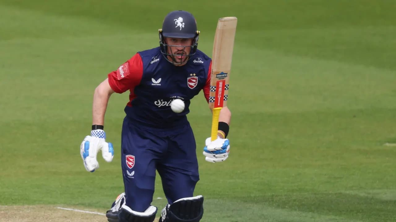 Harry Finch, Sam Northeast help Kent register a five wicket win against Nottinghamshire