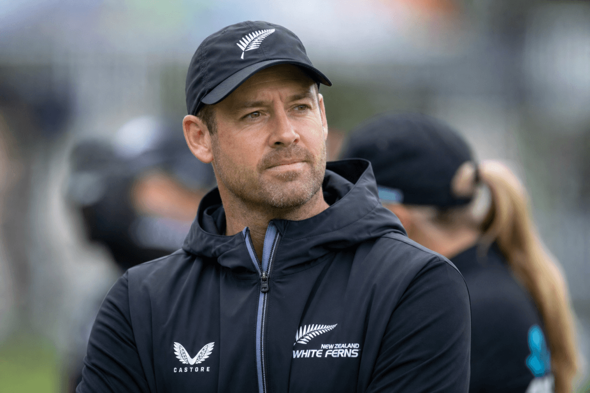 Ben Sawyer to leave New Zealand women’s coaching role after review
