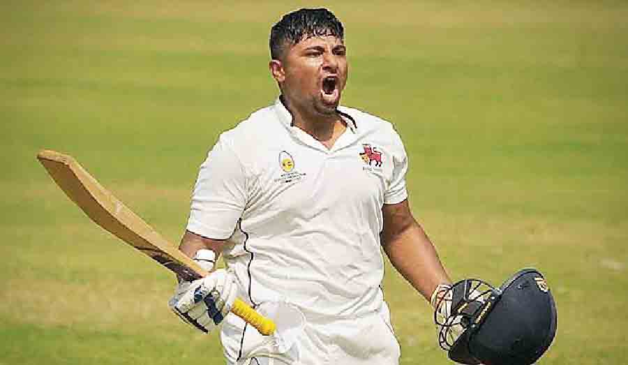 <p>'There are many with more kgs,' Venkatesh Prasad says of Sarfaraz Khan's omission, calling it 'abuse to domestic cricket.'</p>