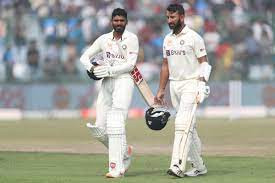 <p>If India wants to play a genuine wicketkeeper, KS Bharat is an obvious pick for the WTC final: MSK&nbsp;Prasad</p>
