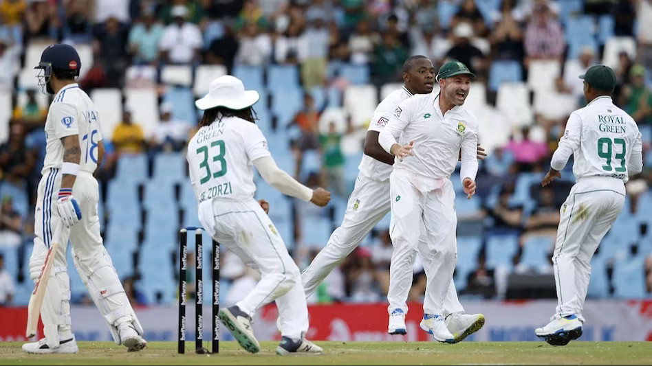 SA vs IND 1st Test, Day 1: Rain causes an early finish on Day 1 in Centurion; India leads South Africa 208/8.