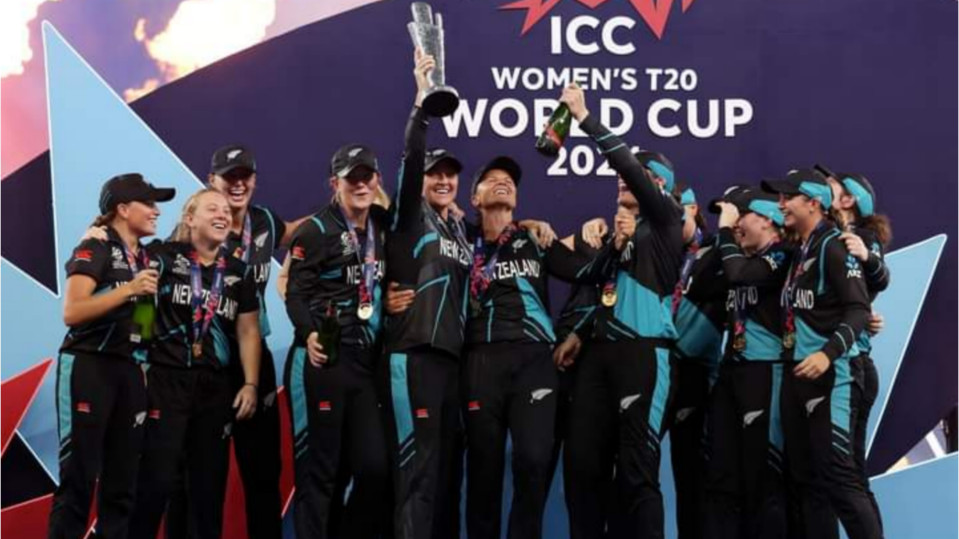 New Zealand Became the Champions of Women's T20 as they Beat South Africa by 32 Runs in the Final