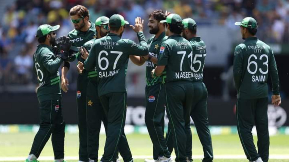 Pakistan Beat Australia by 8 Wickets and Won ODI Series in Australian Soil after 22 Years