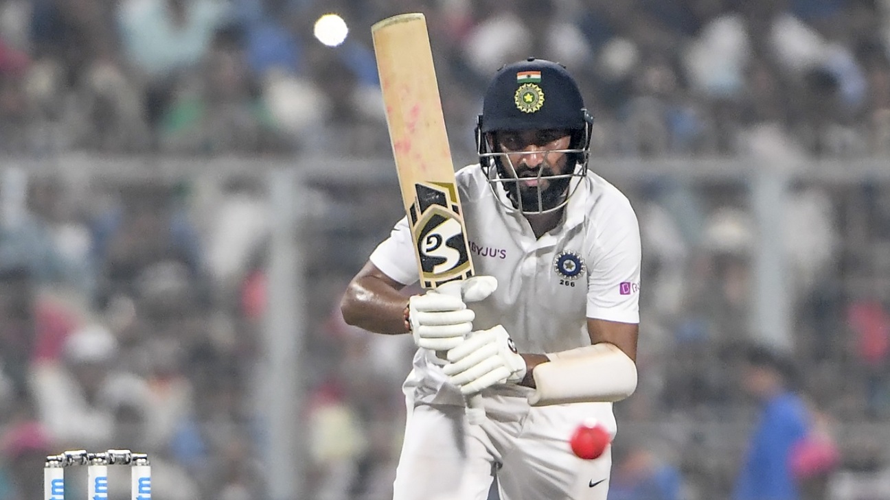 <p>Pujara is an incredible cricketer who can bounce in Gabba or turn here: Lyon, Nathan</p>
