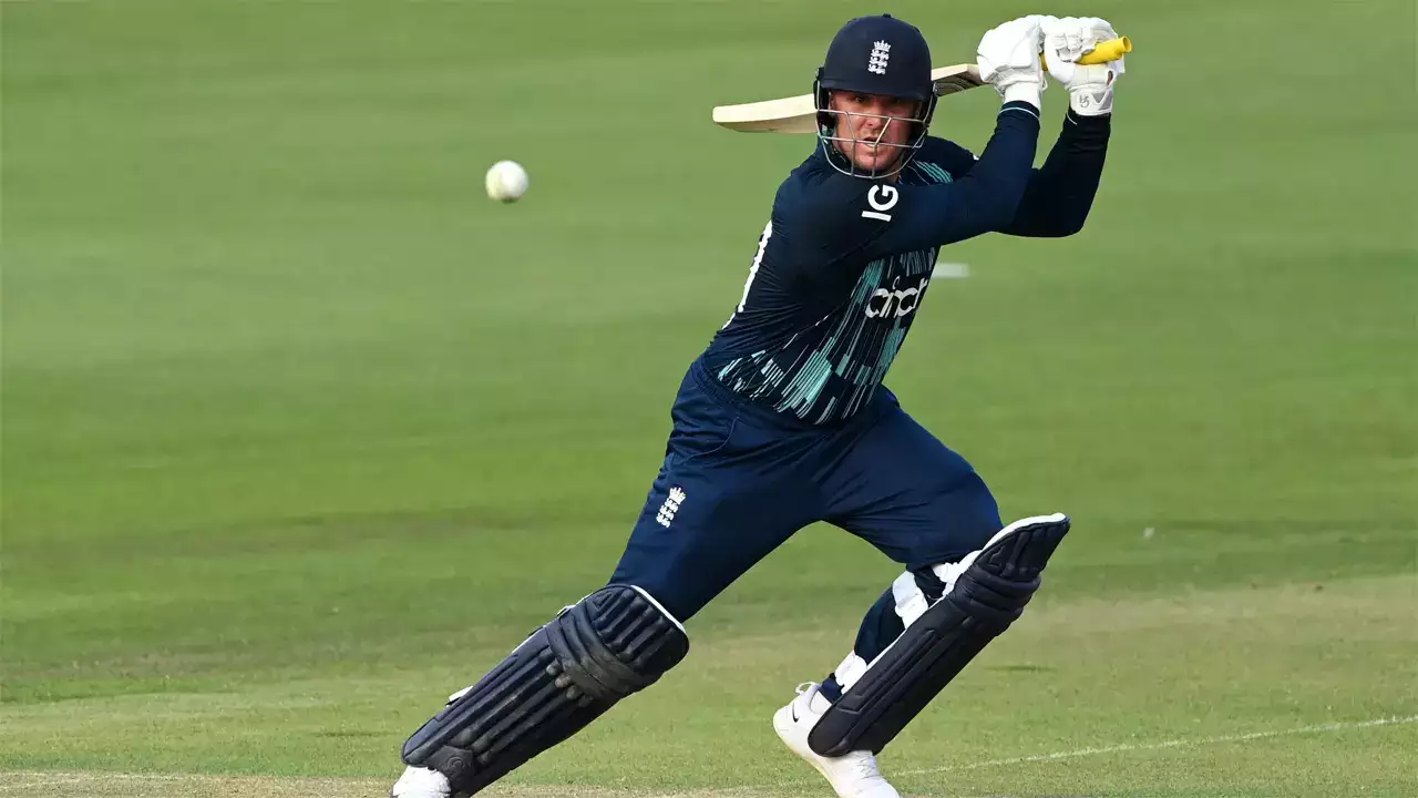<p>IPL 2023: Aakash Chopra is concerned about Jason Roy's recent form ahead of KKR against RCB.</p>
