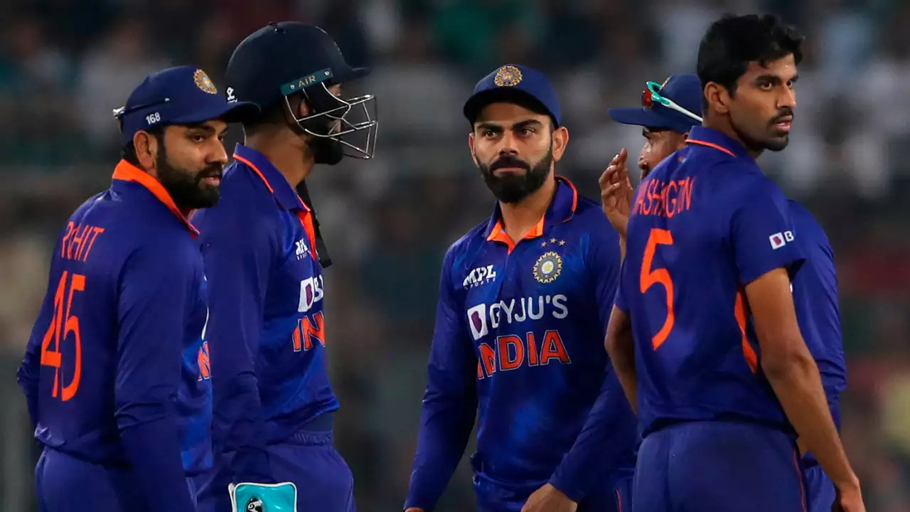 <p>The BCCI has announced India's squad for the ODI series against Australia, with Unadkat included but Shikhar Dhawan omitted.</p>