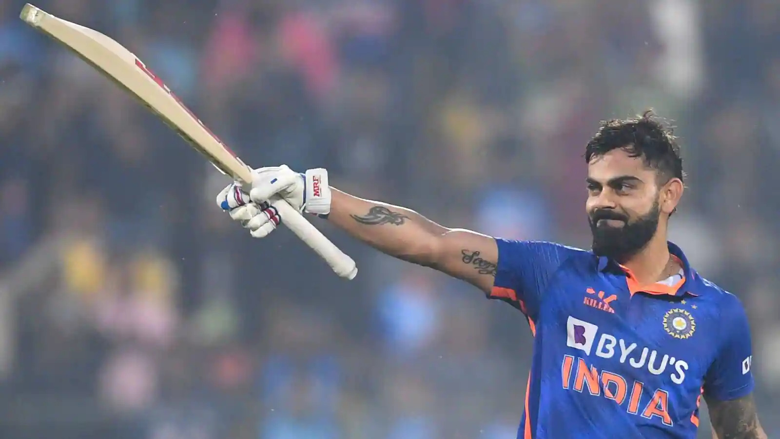 <p>I anticipate Virat Kohli to score at least one century in Australia. ODI series: Wasim Jaffer</p>
