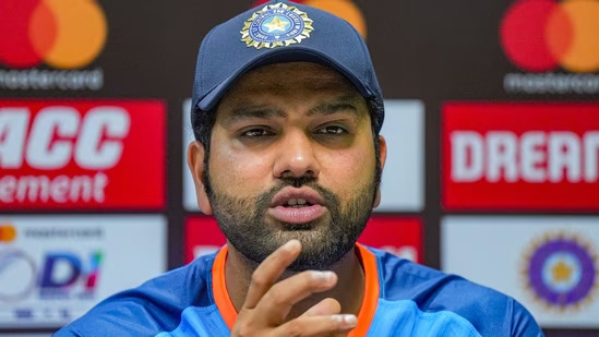 <p>Rohit Sharma supports Ashwin's idea of an early start to the 2023 World Cup.</p>