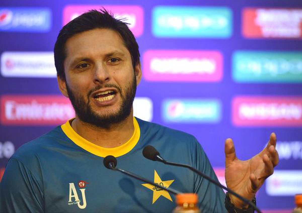 <p>Shahid Afridi criticises Ramiz Raja for his comments on the Rawalpindi track.</p>