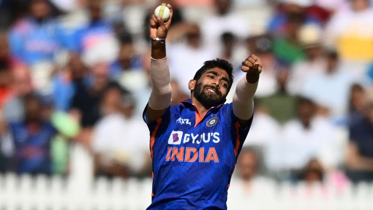 <p>IND vs SL: Jasprit Bumrah included in India ODI squad for Lanka series</p>