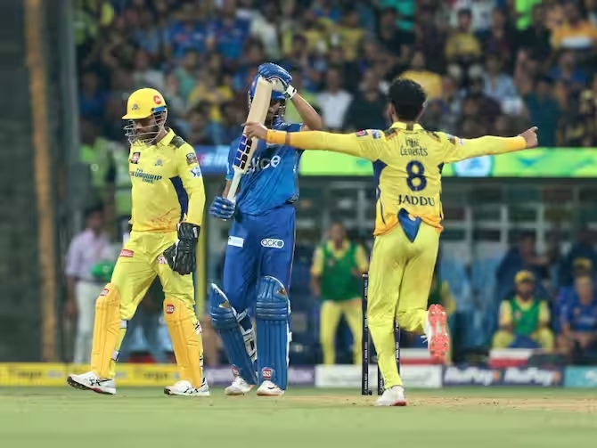 <p>Harbhajan Singh on Mumbai Indians' loss to CSK: "We say this team's bowling is their weakness, but the batting has actually disappointed."</p>
