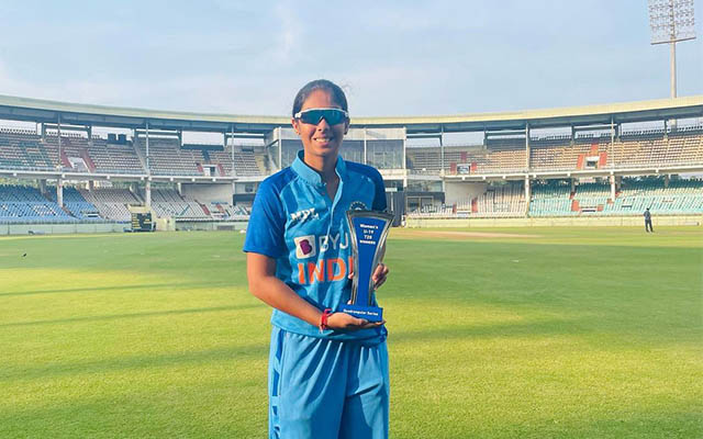 16-year-old Right Arm Leg Spinner Parshavi Chopra from Greater Noida selected for Indian U-19 Women's Cricket Team