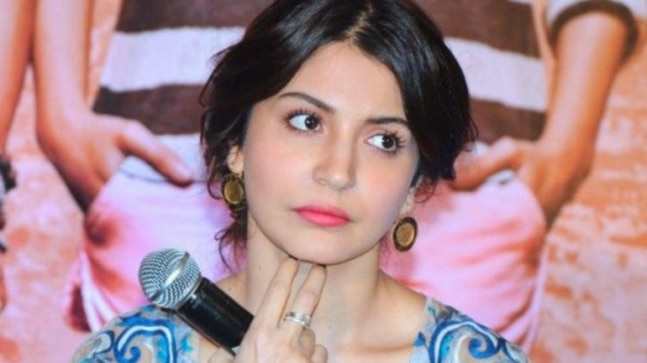 Anushka Sharma is amused as she comes across her old picture from 2004