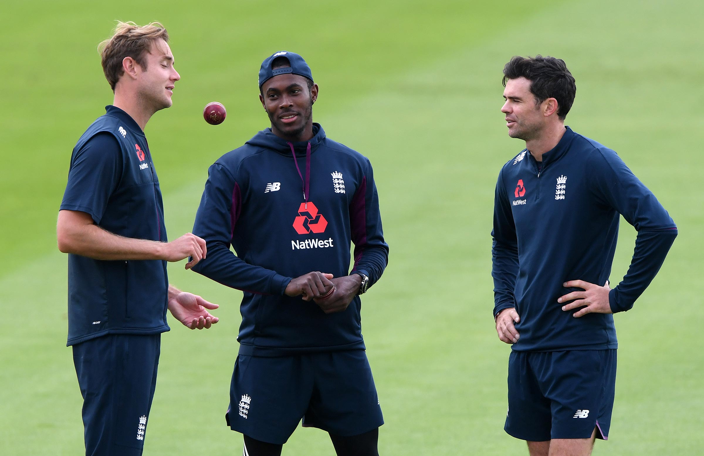 Archer returns, England bat first in third Test