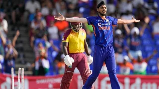 Arshdeep Singh has certainly taken a little lead over Avesh Khan, finds Sanjay Manjrekar - Firstcricket News, Firstpost