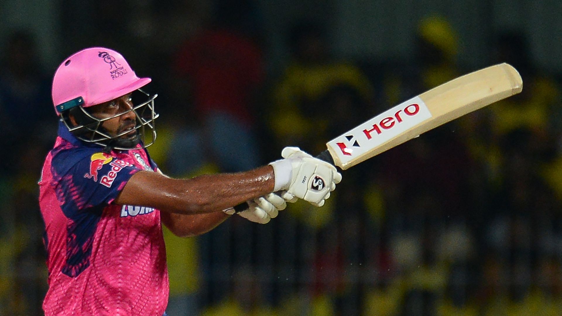 Ashwin frustrated by irregular IPL umpire calls after unexpected ball change