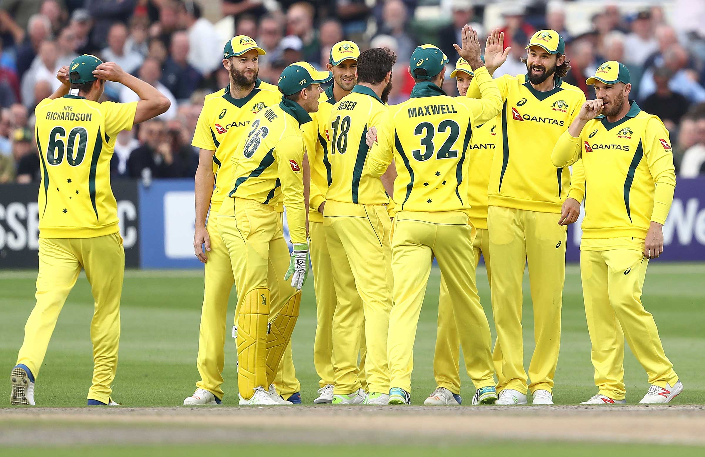 Aussies open UK tour with a victory