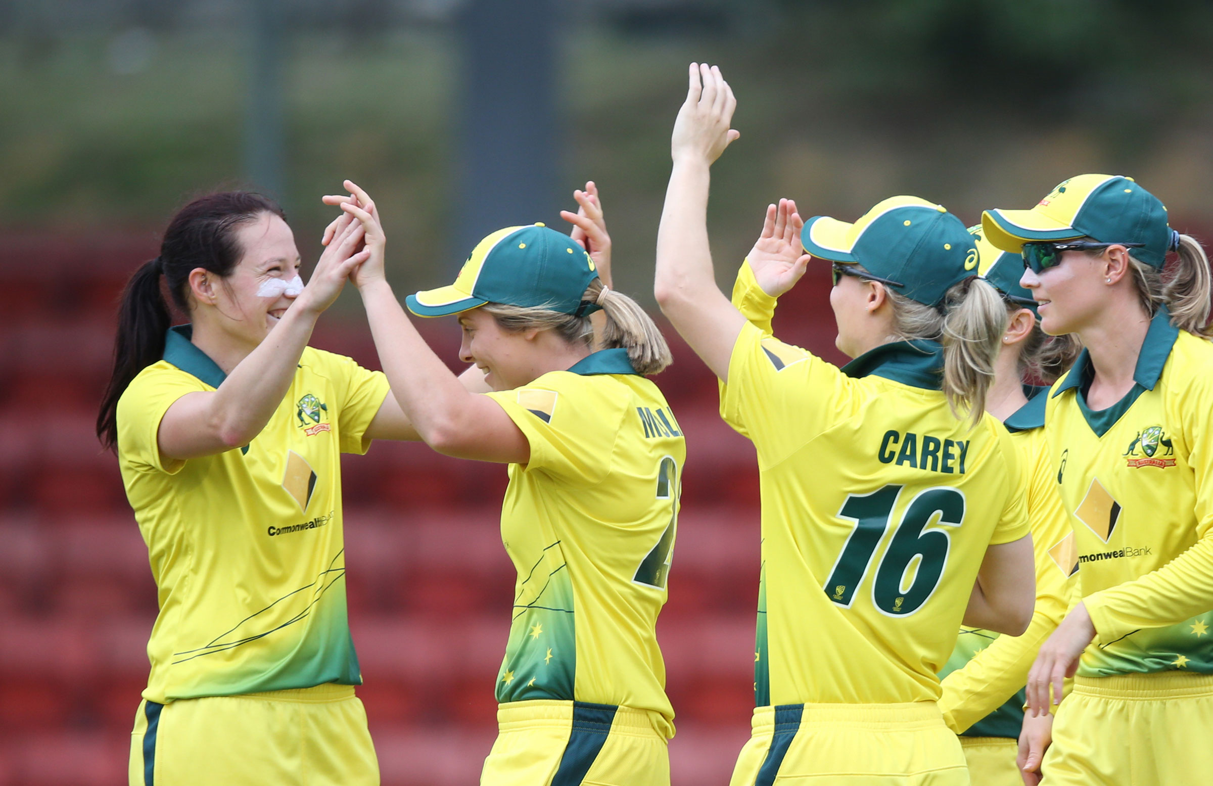 Australia hold nerve to take first ODI in KL