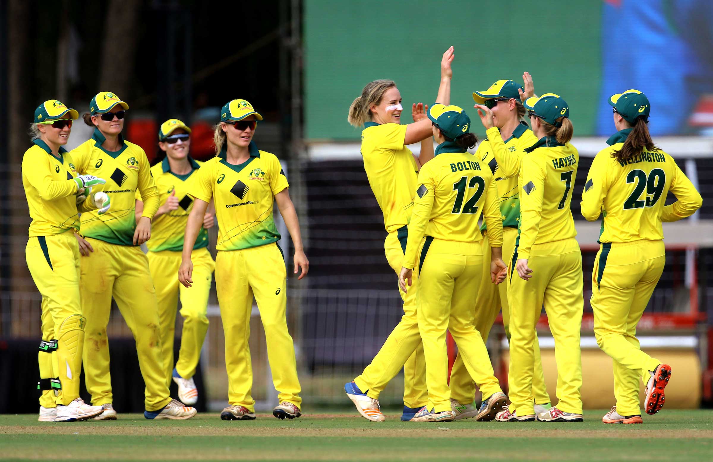 Australia nail targets in whitewash hunt