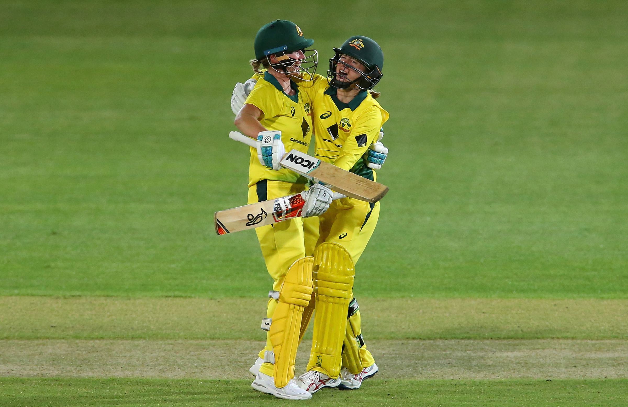 Australia retain Ashes with T20 win