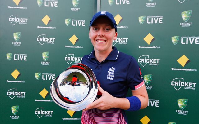 Australia Women's Tri-Nation T20I Series, 2020: Match 2, Australia Women vs England Women - A high-scoring T20I Tie, Perry's economical spell, Knight's hat-trick in Canberra and more stats