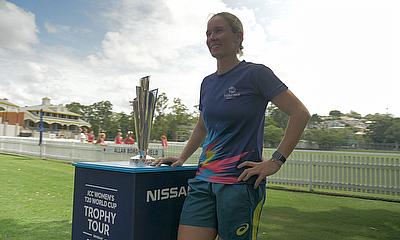Australia's Beth Mooney meets young fans in Brisbane after ICC Women's T20 World Cup 2020 selection