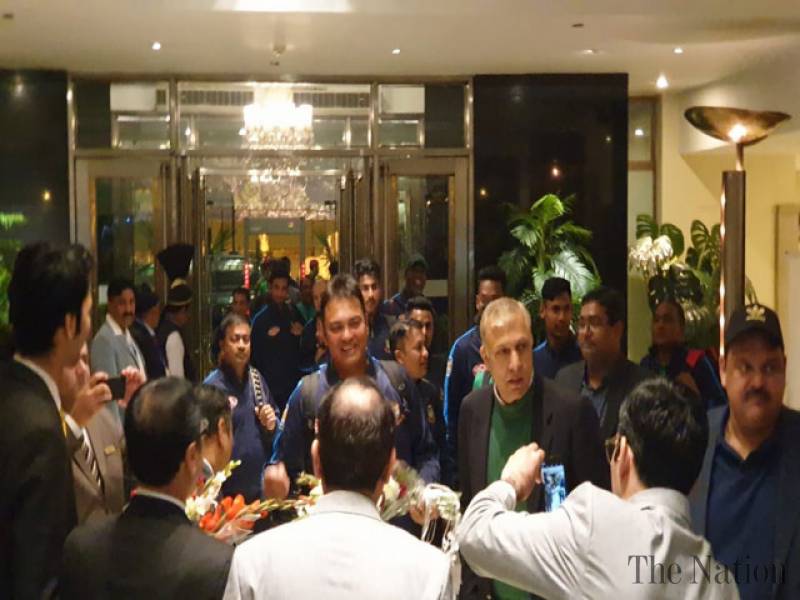 Bangladesh cricket team accorded warm welcome