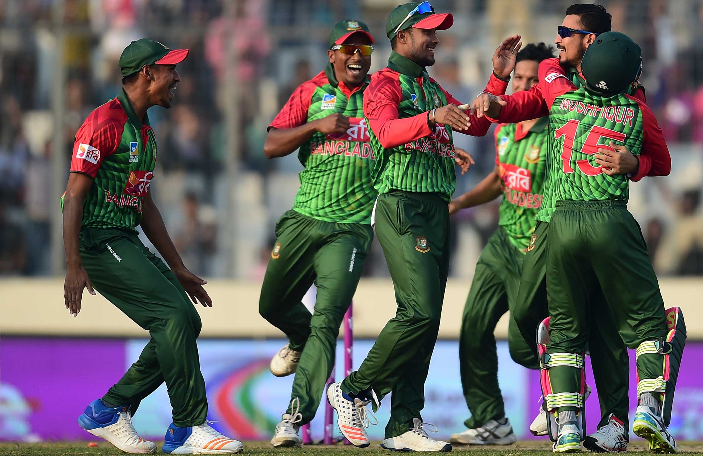 Bangladesh crush Sri Lanka in record win