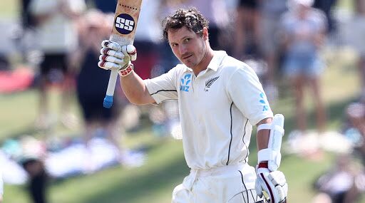 BJ Watling Becomes First New Zealand Wicketkeeper to Score Test Double Century During NZ vs ENG 1st Test Match 2019 | 