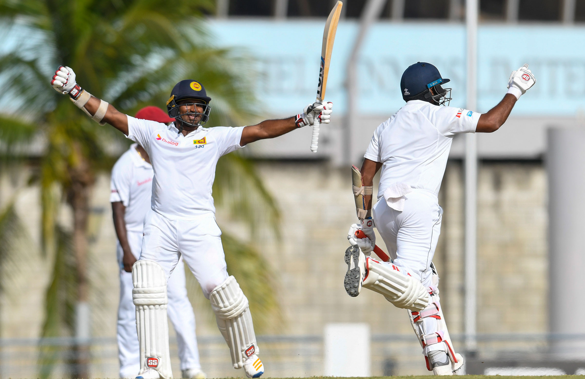Brave Perera leads SL to historic win
