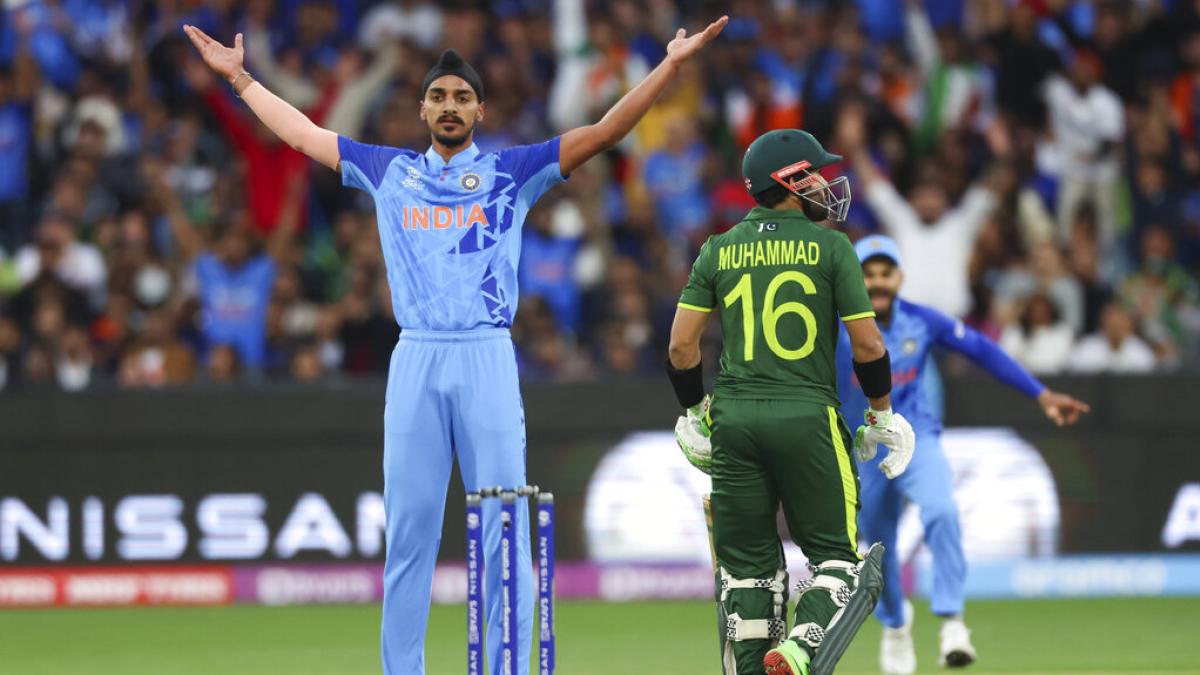 Brett Lee wants Rahul Dravid and Rohit Sharma to shield Arshdeep Singh from overdose of advise 