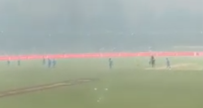 Bushfire Smoke Stops Play at Cricket Match in Canberra