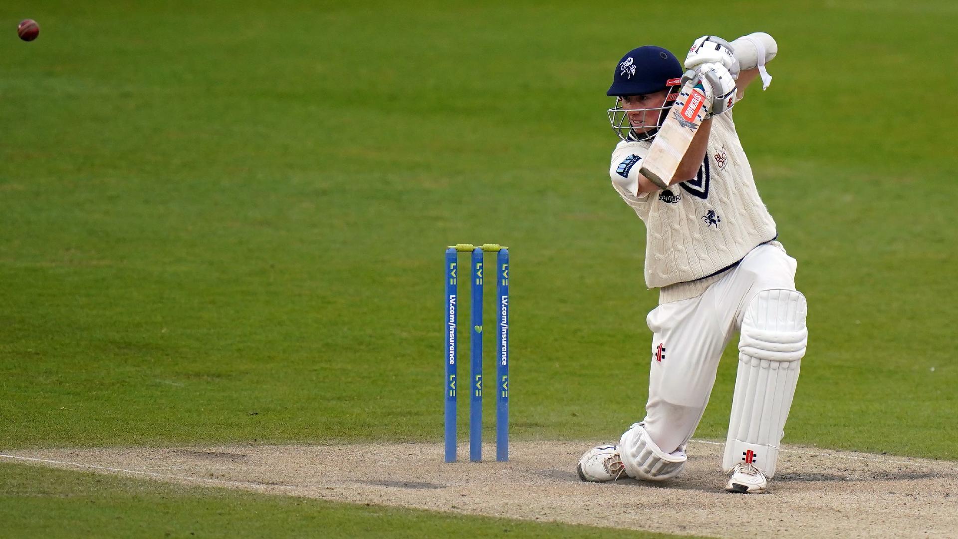 Crawley puts Kent in command as Lancashire dominate Middlesex