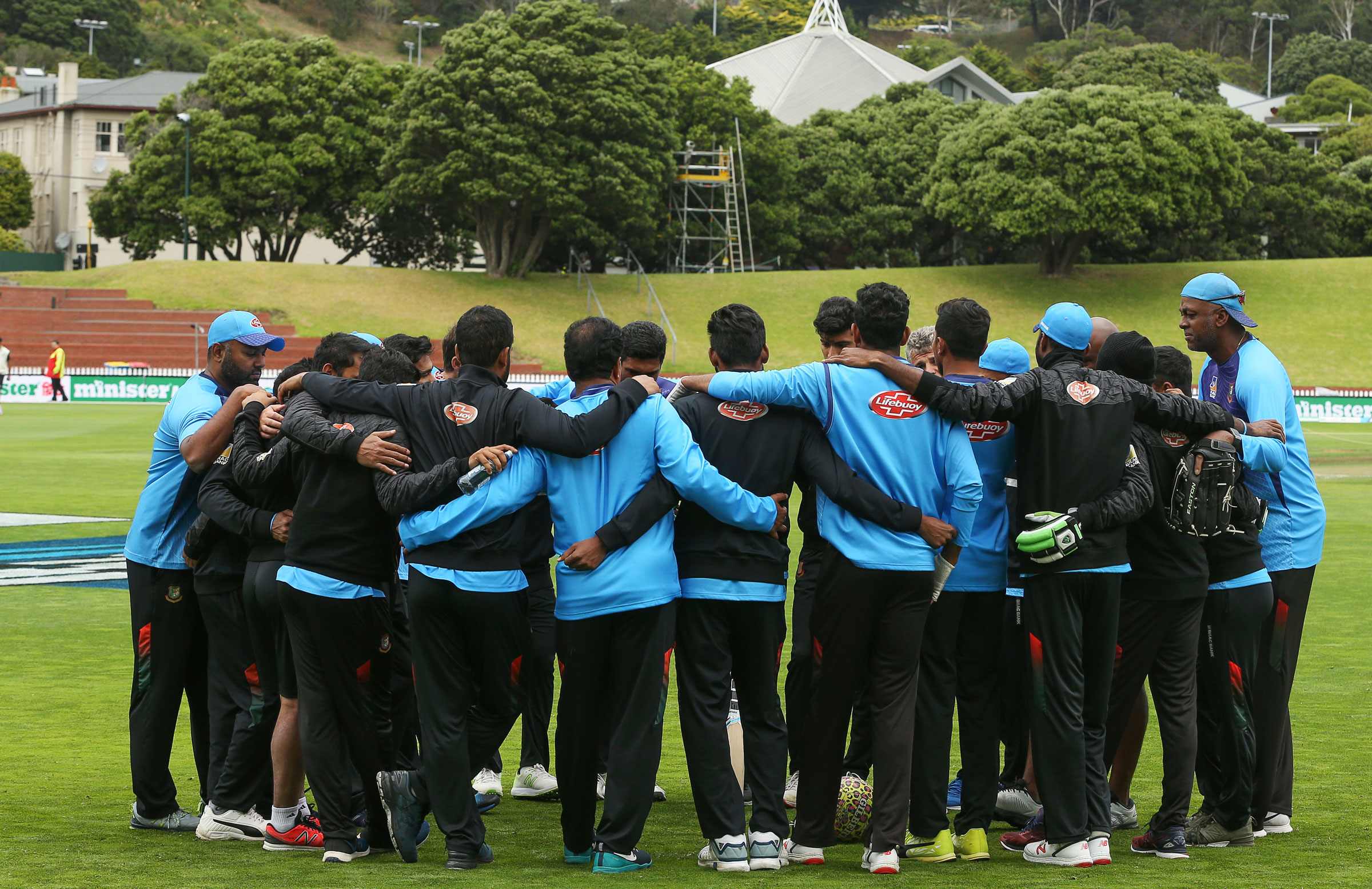 Cricketers escape NZ mosque shooting