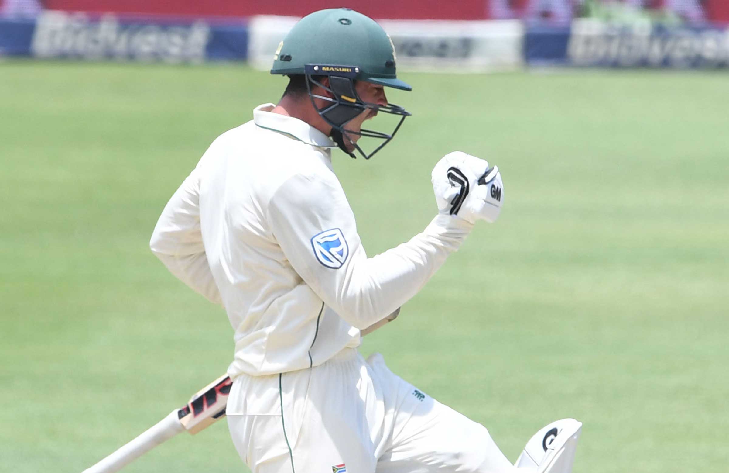 De Kock ton has Proteas eyeing sweep