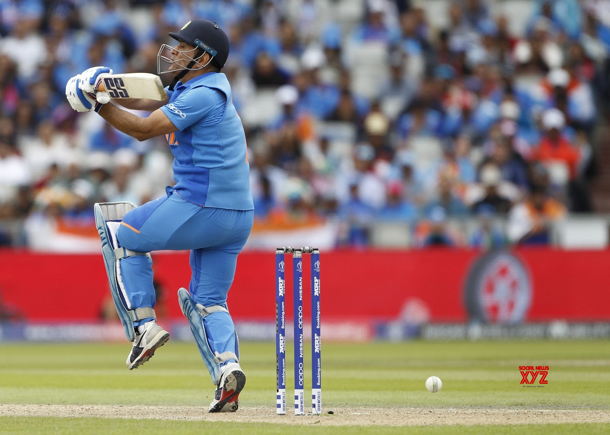 Dhoni back at the nets, seen batting at JSCA Stadium