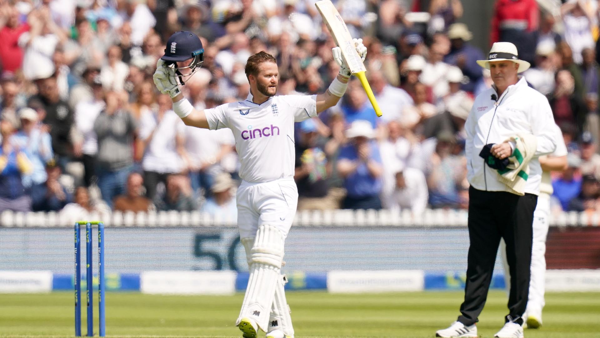 Duckett leads the way with record hundred as England turn screw on Ireland