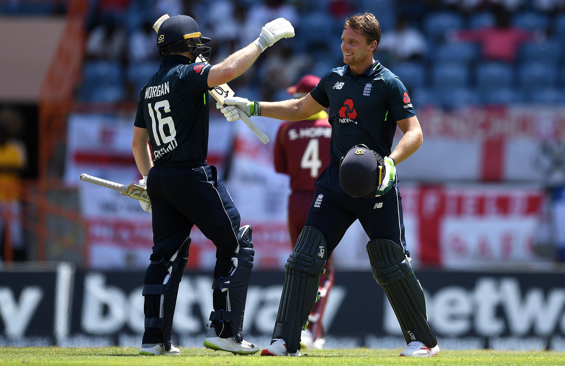 England outshine Gayle in ODI run-fest