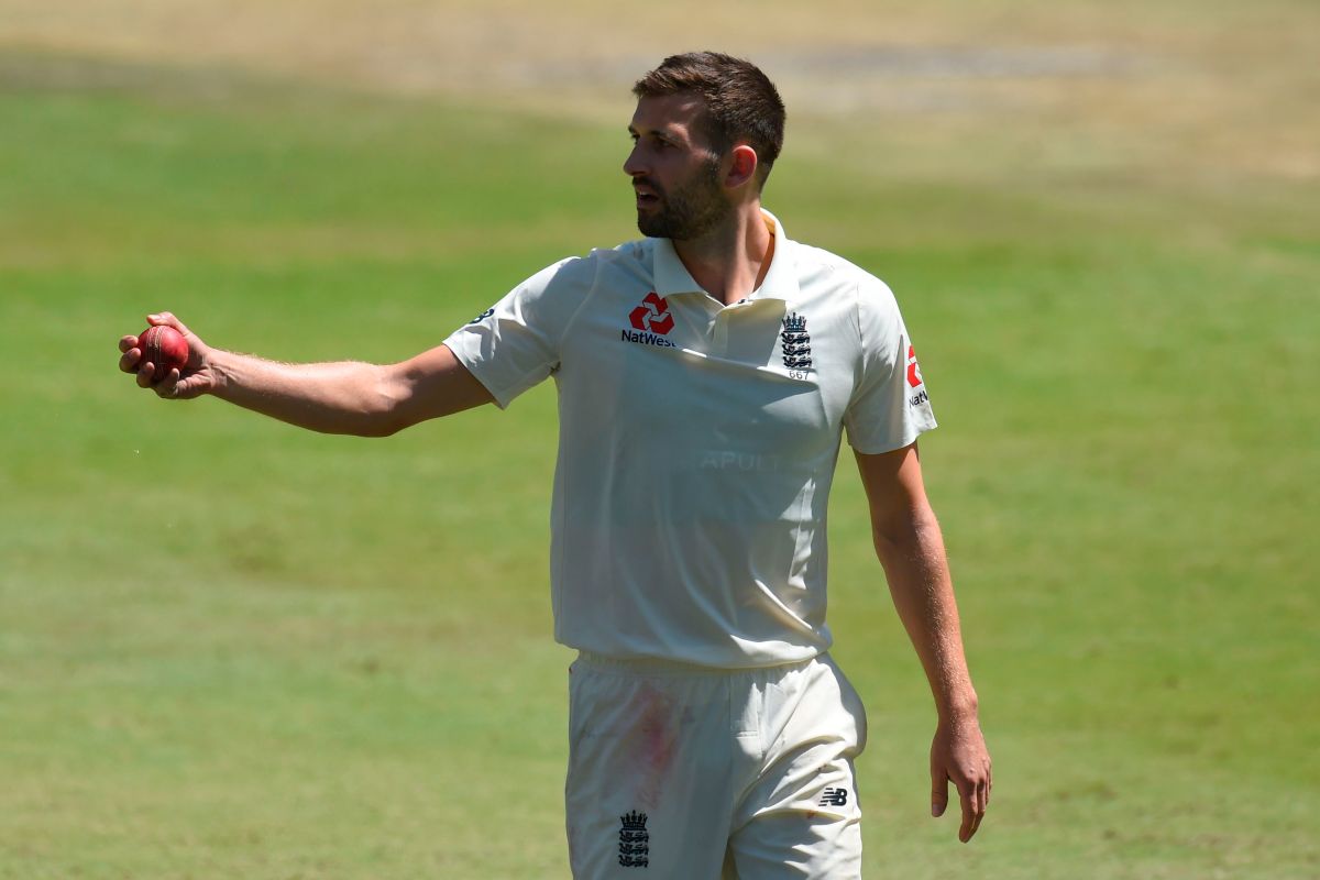 England suffer injury blow as Mark Wood ruled out of Sri Lanka tour