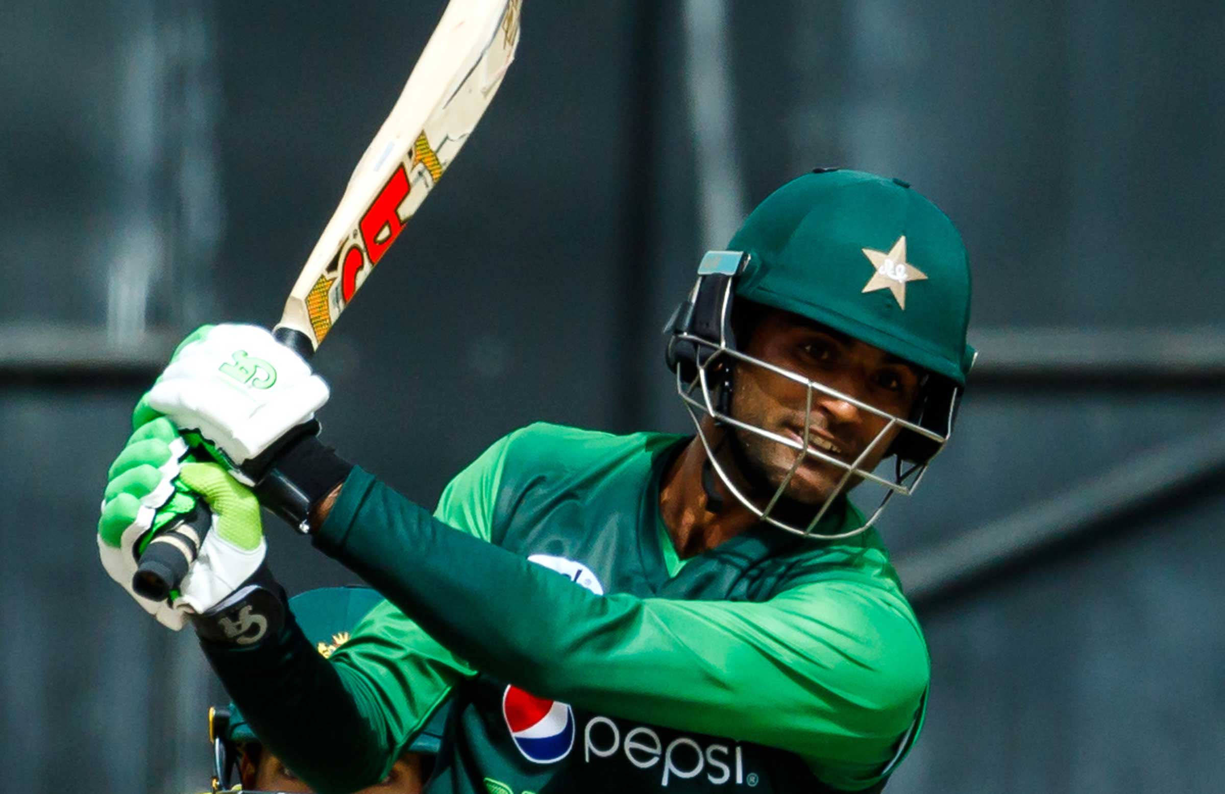 Fakhar double-ton inspires Pakistan rout