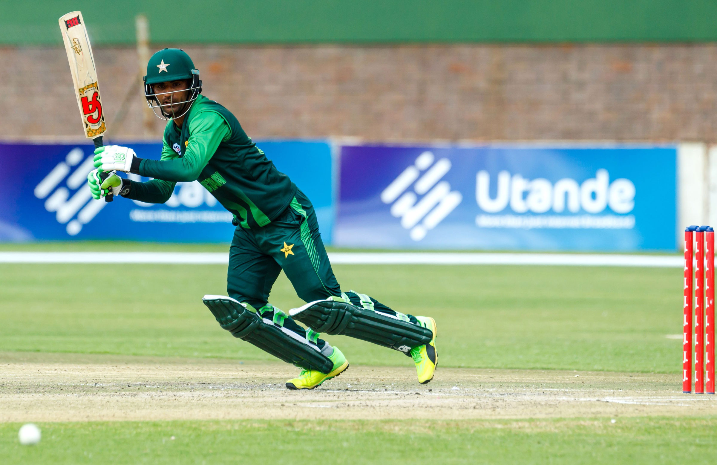 Fakhar ton leads inspired Pakistan win