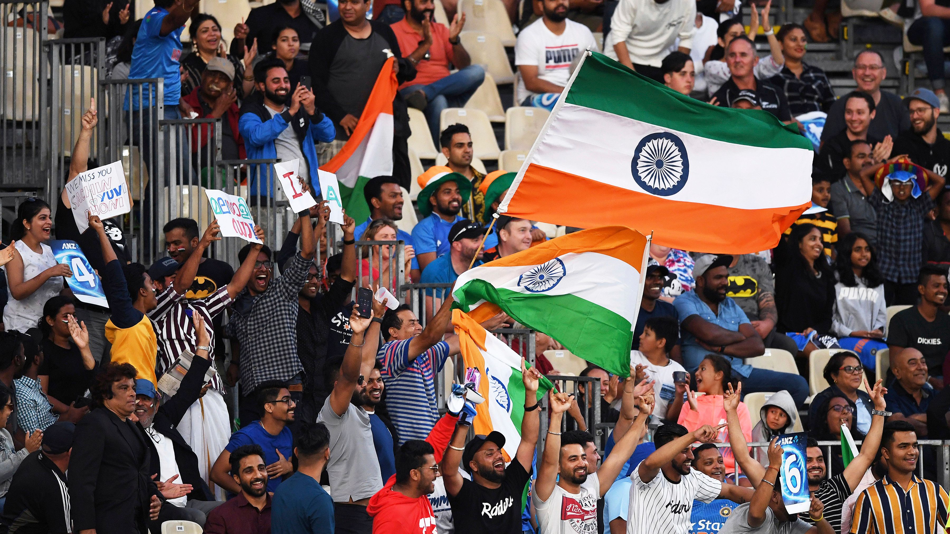 Fan Abuses Commentator, Banned From Entering Bay Oval: Report