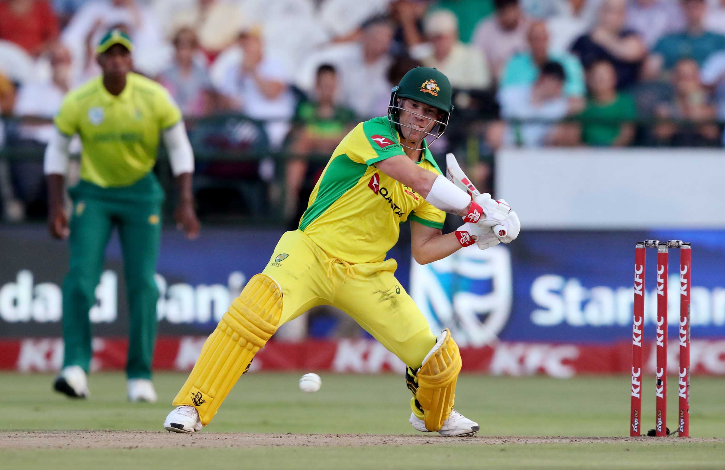 Fitness freak Warner eyes his 'ultimate goal'