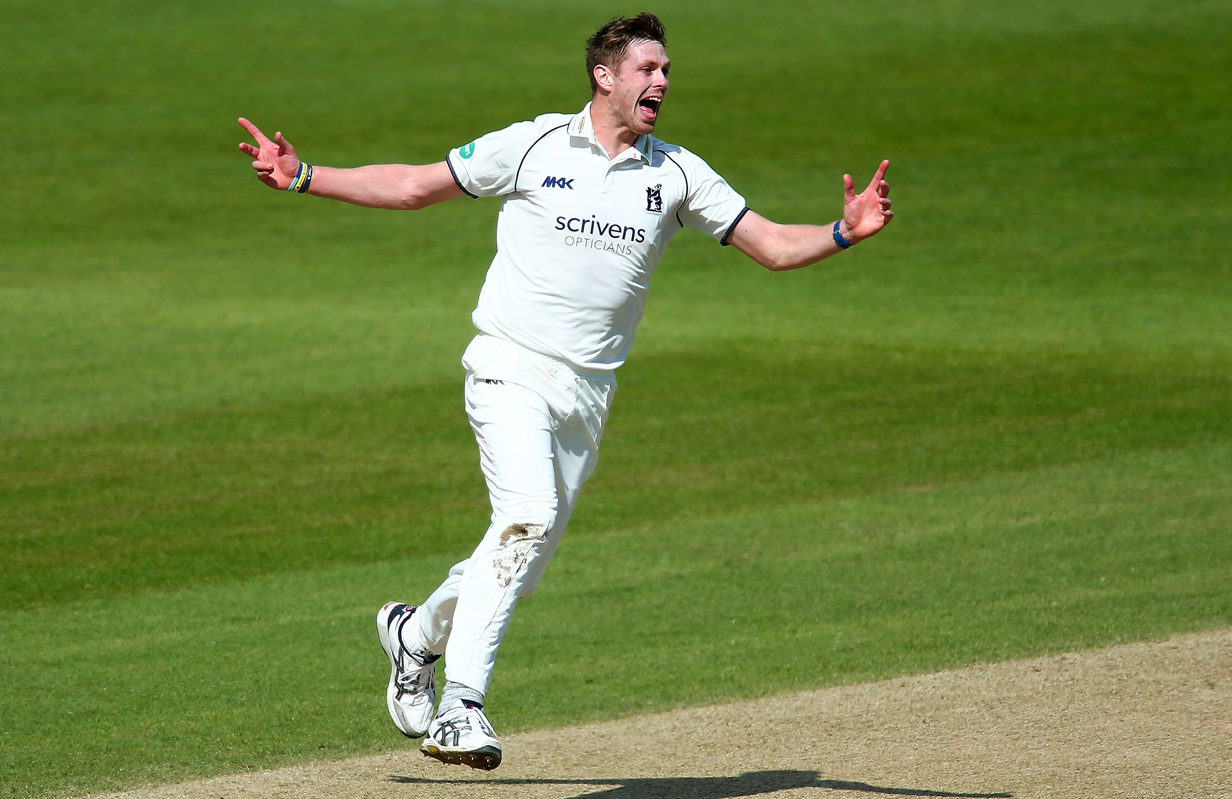 Former Ashes quick set for 25-year first