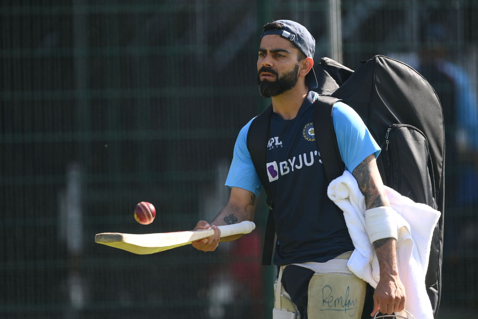 "He is exceptionally cheerful and in a positive mood" - Virat Kohli's life as a youngster mentor on the Indian player's structure