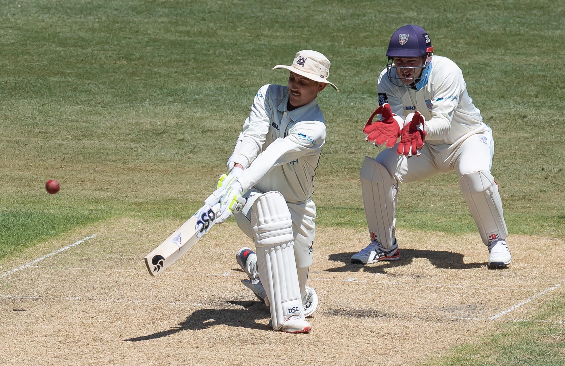 Honours even on tight day one in Sydney