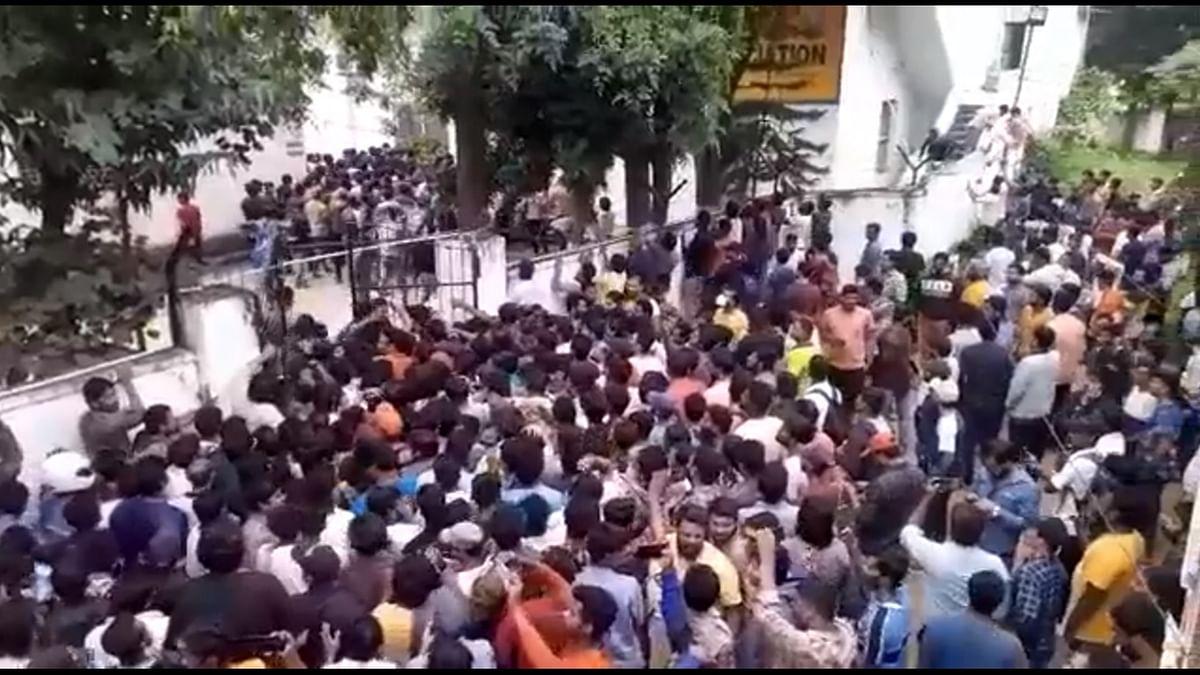 Ind vs Aus: Stampede-like situation as chaos reigns during tickets sales for 2nd T20I, watch