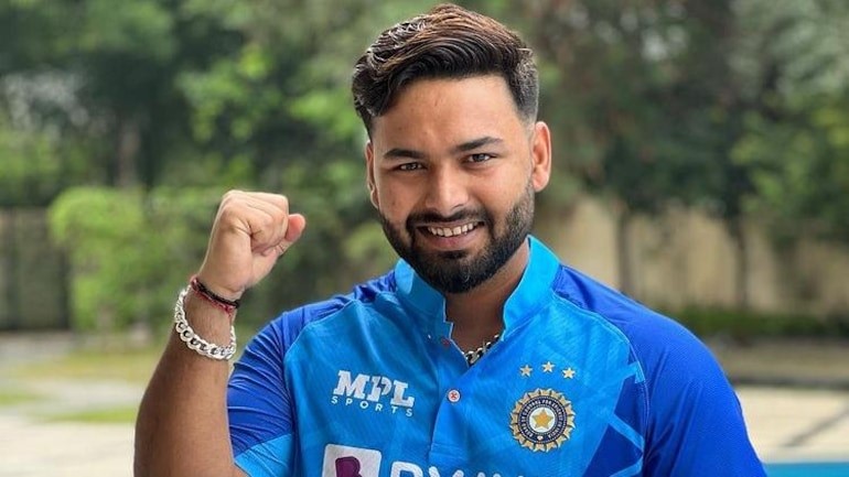 IND vs BAN: Rishabh Pant To Be Part Of India XI vs Bangladesh As Dinesh Karthik's Replacement, KL Rahul Likely To Retain His Place