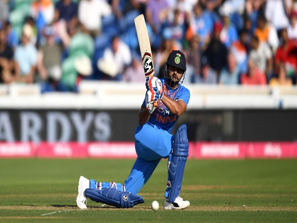 Indian cricket fraternity extends birthday wishes to Suresh Raina