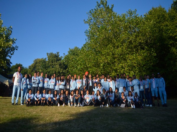 IOA hosts Indian women's cricket team for interactive session, cricketers discuss handling pressure with hockey players